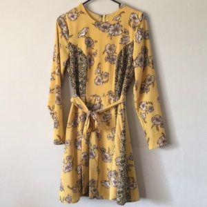 XHILARATION YELLOW FLORAL LONG SLEEVED DRESS S:XS